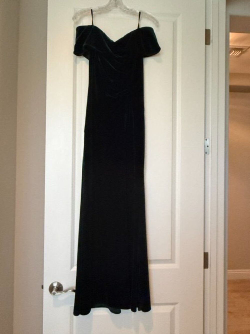 Xscape Dark Green Velvet Off-the-Shoulder Gown — Size 8